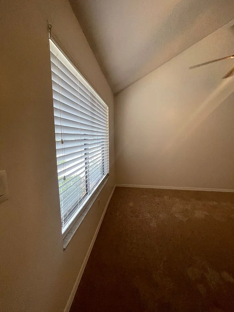 2-bedroom, 2-bathroom townhouse in Las Pampas — Photo 4