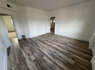 708 E 2nd Ave N APT 2, Columbus, MT 59019