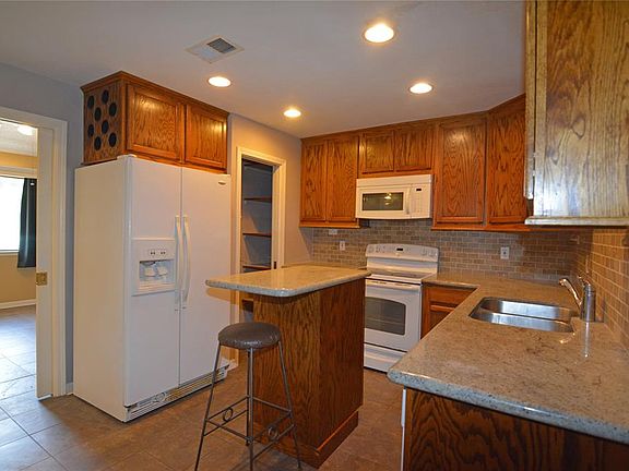 5th image of 16800 Sugar Pine Dr #48