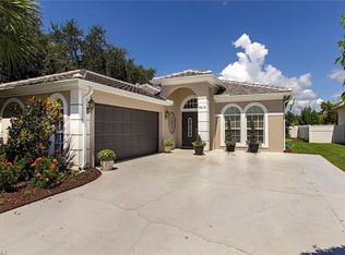8218 Laurel Lakes Blvd, Naples, FL 34119