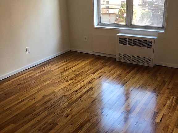 4th image of 14305 41st Ave #416