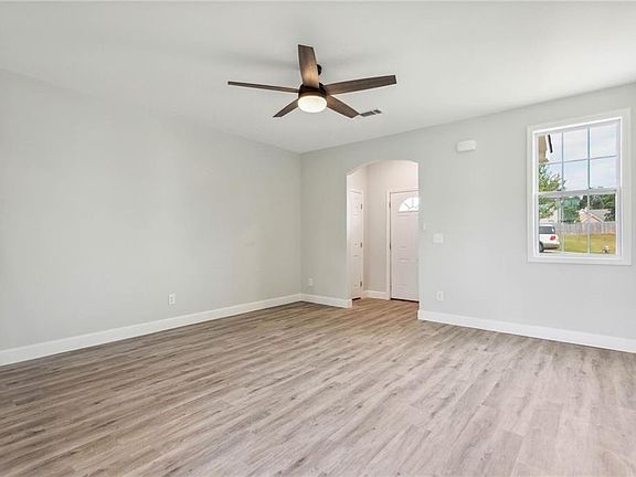 5th image of 7094 Skippingstone Way