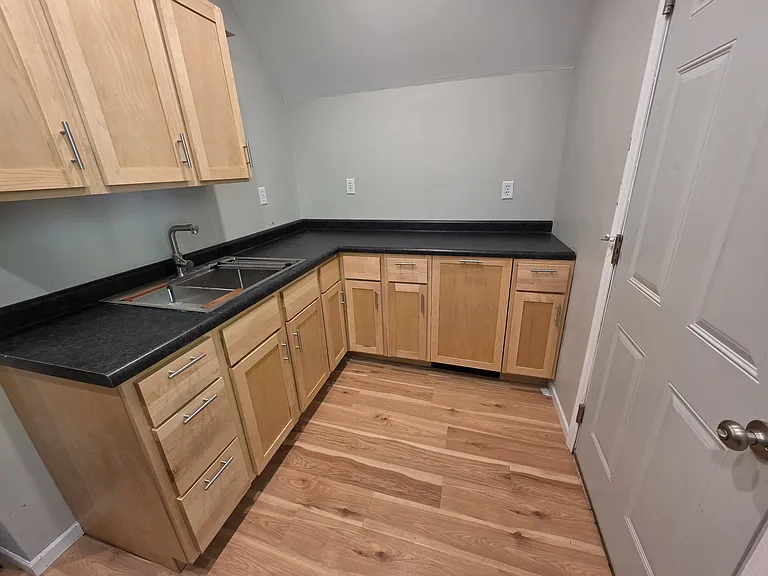 710 Desoto St #2 — Photo 9