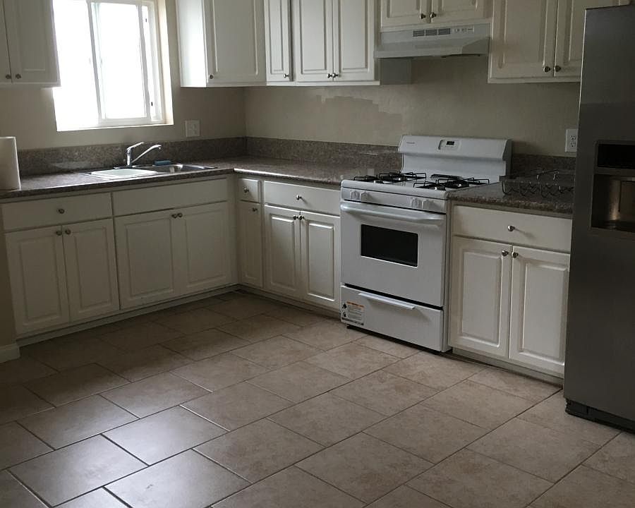 1st image of 3425 31st St #2