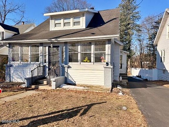 2nd image of 128 Old Loudon Road