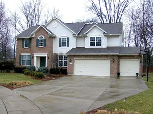 3200 Dogwood Ct N, Loveland, OH 45140