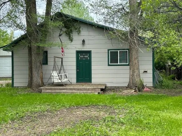 1198 Illinois St, Sheridan, WY 82801