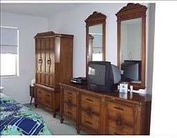 4th image of 9421 Sunrise Lakes Blvd APT 301