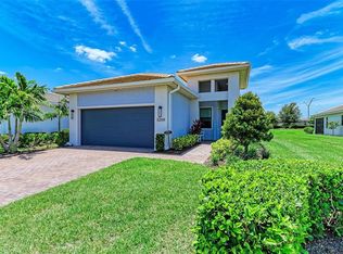 5208 Barnett Cir, Lakewood Ranch, FL 34211
