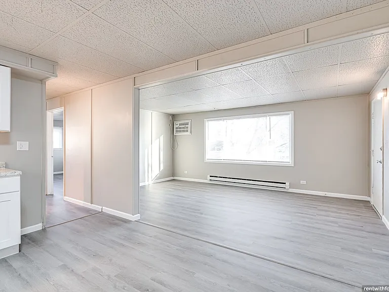 1227 Doctors Dr — Photo 3