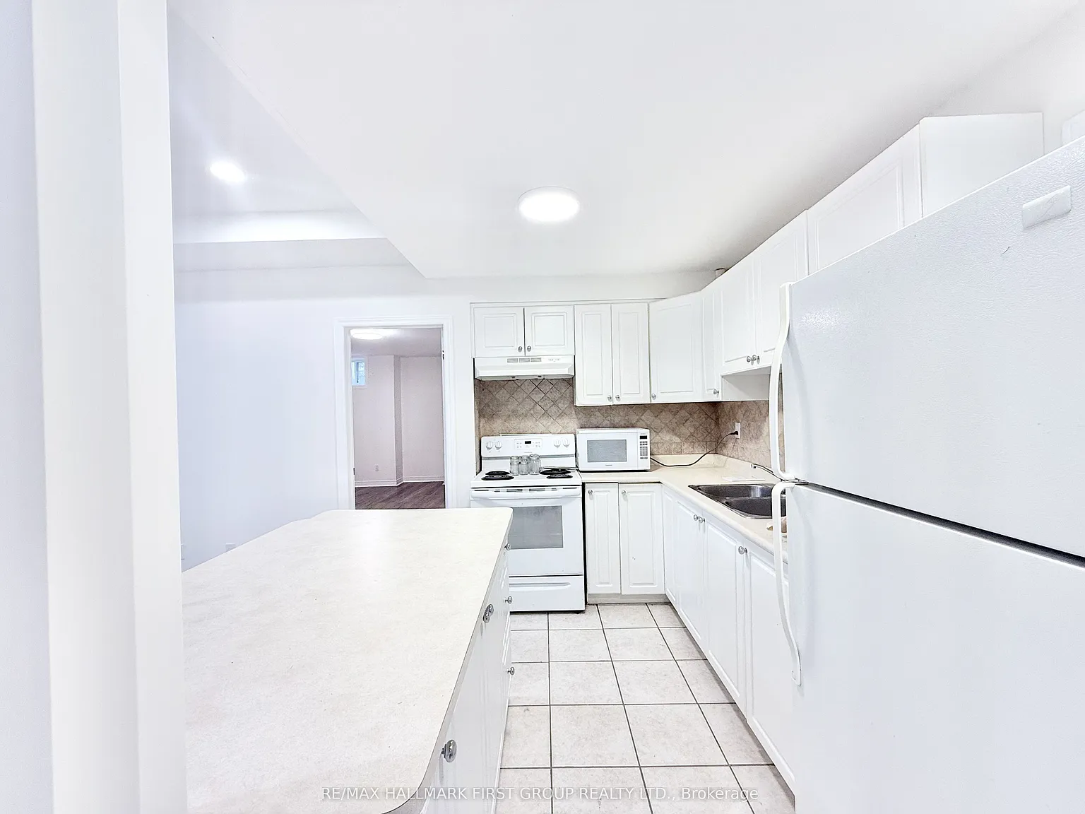 2 bed, $2,150 — Photo 1