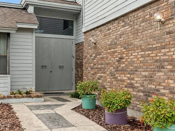 221 PINE CONE LANE, LONGWOOD, FL 32779