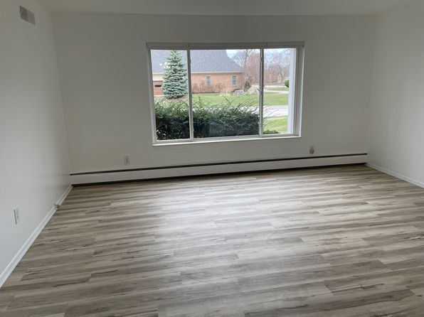 24111 Meridian Rd APT 109