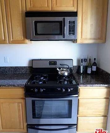 4th image of 1515 Grismer Ave APT 303