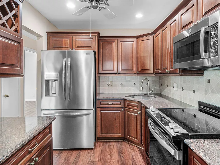 2303 Lowson Blvd #D — Photo 10