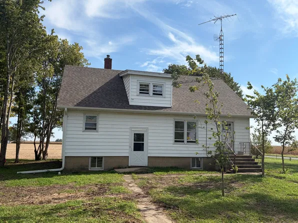 1170 W Goodfarm Rd, Dwight, IL 60420