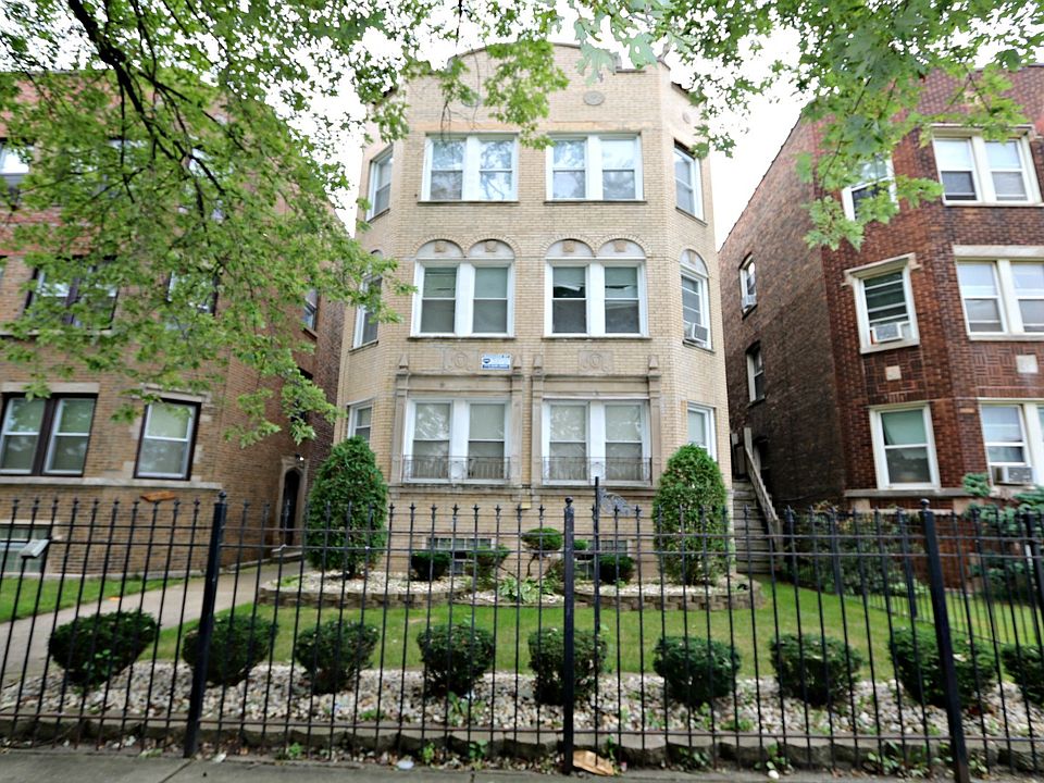 1st image of 10642 S Avenue C #1REAR