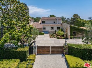 976 N Alpine Dr, Beverly Hills, CA 90210