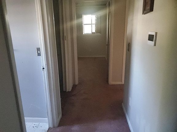 4th image of 880 Bryant St