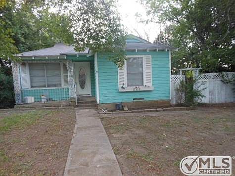 2nd image of 750 SE 2nd St