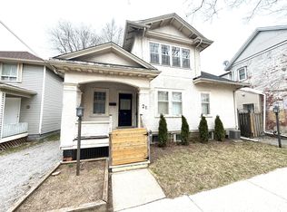 21 Centre St, Saint Catharines, ON L2R 3A6