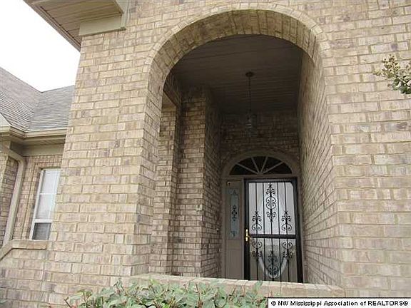 4th image of 1228 River Wood Cir