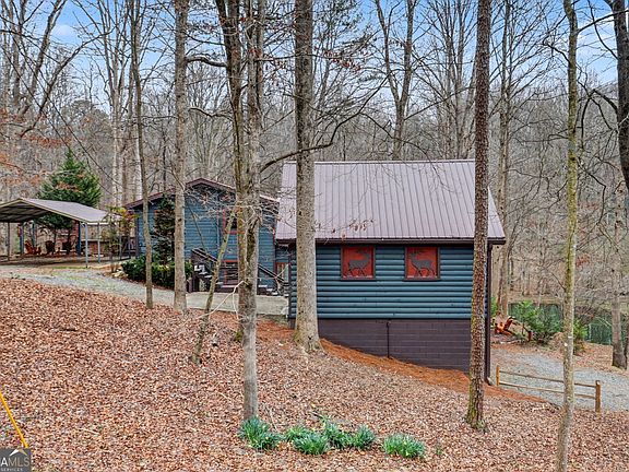 3rd image of 150 Summit St