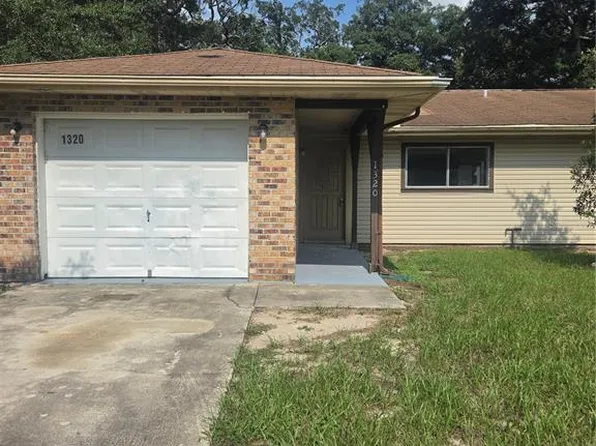1320 Markham Ave, Spring Hill, FL 34606