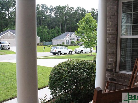 4th image of 310 Brighton Woods Dr