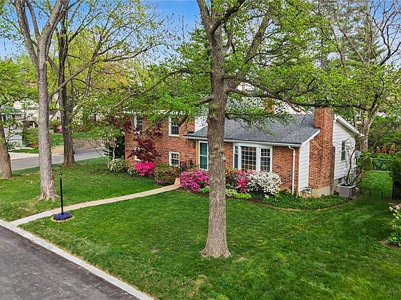 3rd image of 1146 Glenway Dr