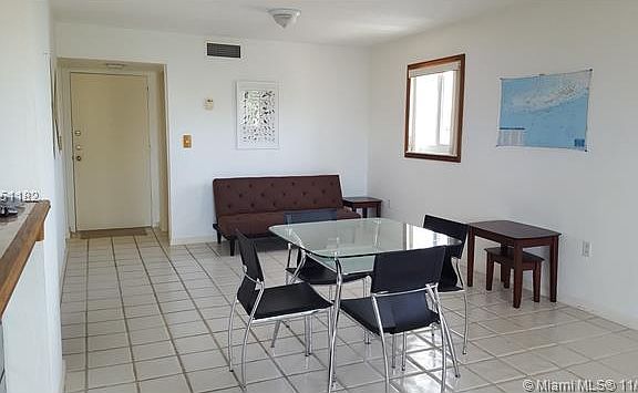 3rd image of 3860 NE 170th St APT 406