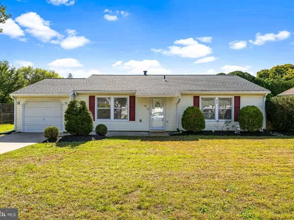 14 Auriga Ln, Sewell, NJ 08080