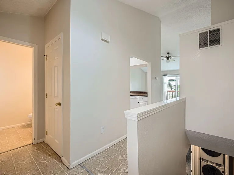 4543 Lamplighter Cir — Photo 5