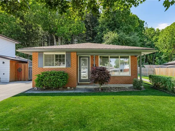 120 Arrowhead Cres, Kitchener, ON N2P 1B9