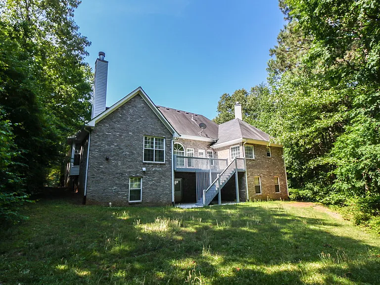 35 Goldfinch Dr — Photo 15