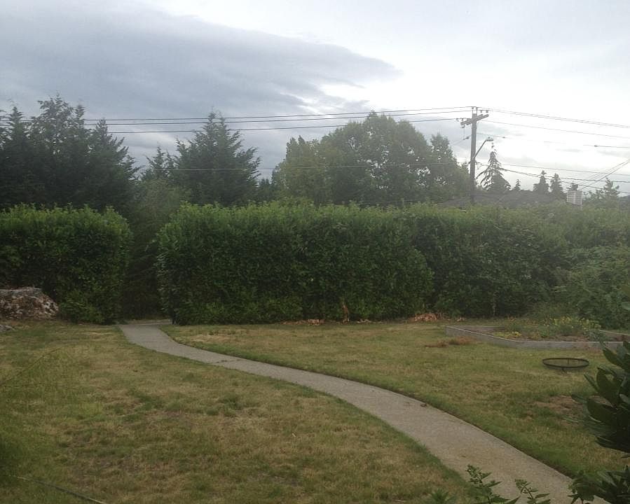 1st image of 1329 104th Ave SE