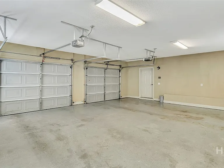 1802 Woodside Rdg — Photo 38