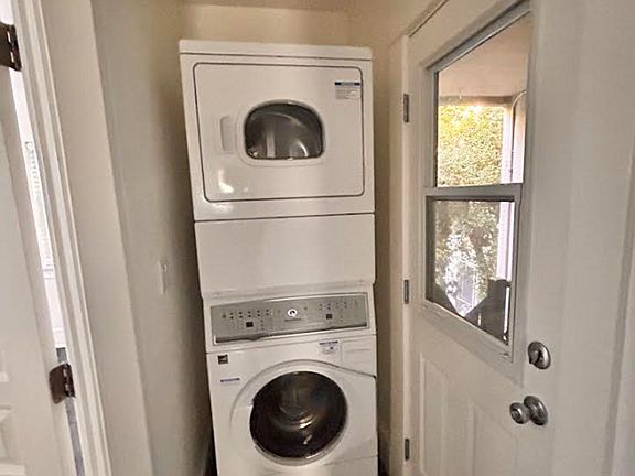 5th image of 5343 5345 1/2 Monroe St
