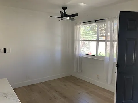 Emerald Ln — Photo 4