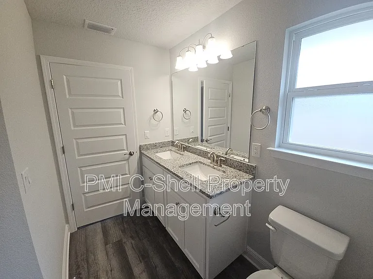 12115 Emerald Heights Ln — Photo 9