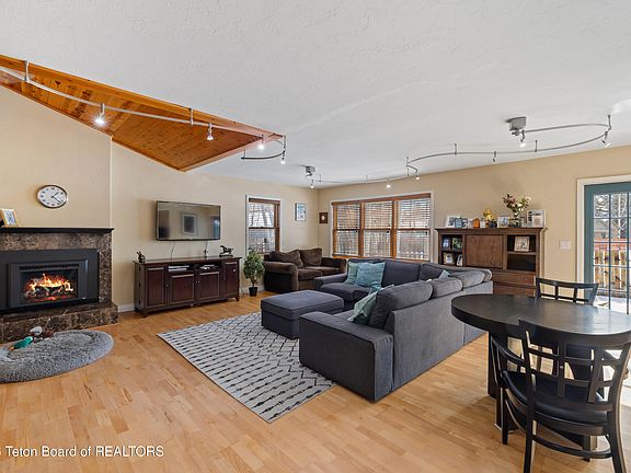 4th image of 3017 Rangeview Dr