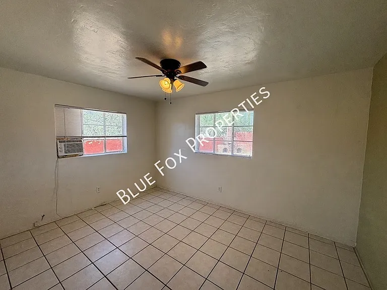 949 N Montezuma Ave #1 — Photo 11