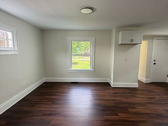 5th image of 1202 E 20th Ave