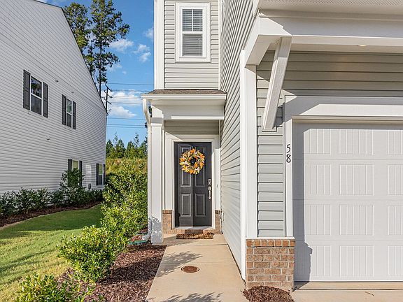 3rd image of 58 Little Leaf Ln