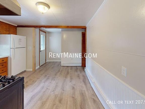 2nd image of 797 Stillwater Ave APT 2