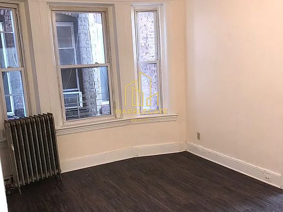 4th image of 1203-1204 Broad St #133