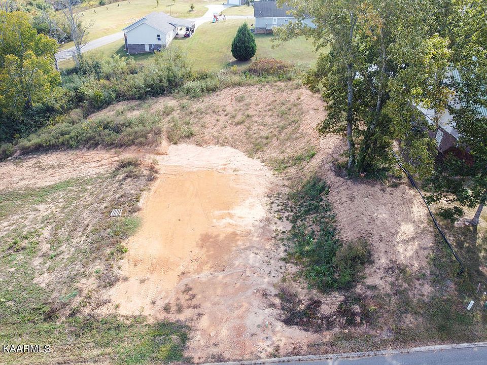 2nd image of Lucas Ln