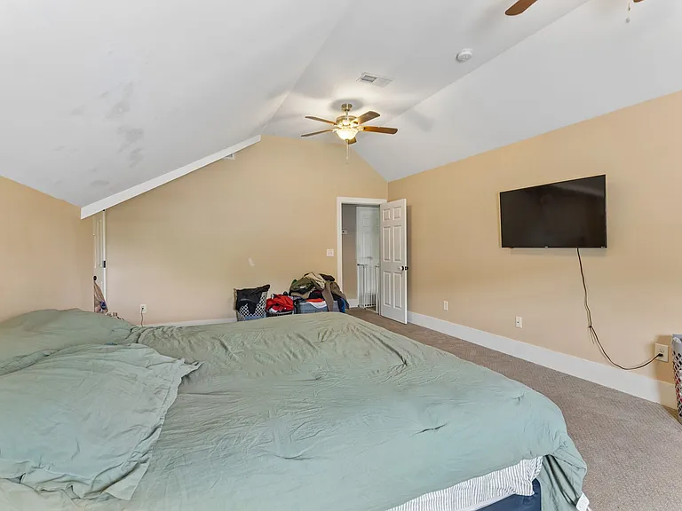 22 Twin Oaks Dr — Photo 15