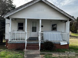520 13th St SW, Hickory, NC 28602
