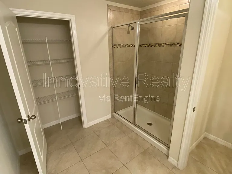 7490 Aloma Pines Ct — Photo 12